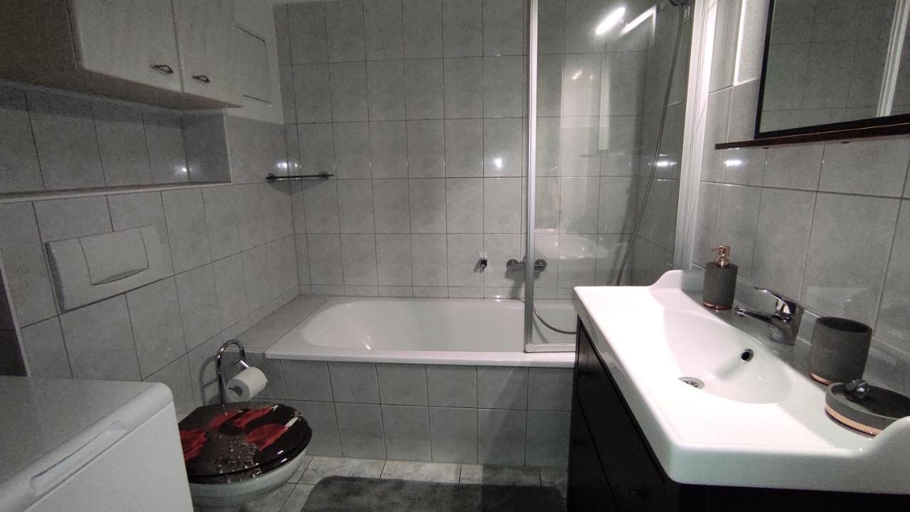 Ferienwohnung Cottbuser City Екстериор снимка